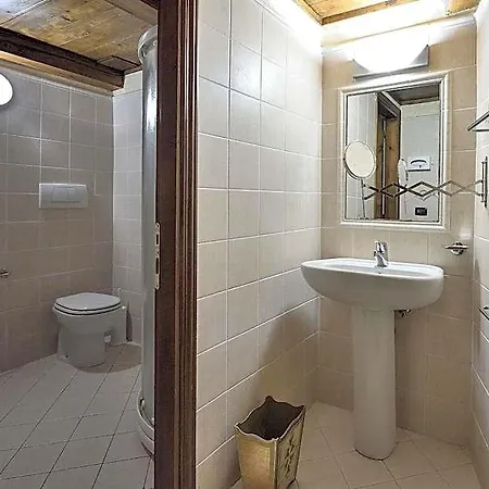 Aparthotel Castelletto Di Montebenichi Bucine
